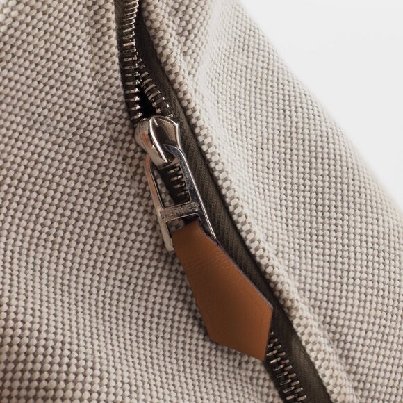 Hermès Bride-a-Brac S Cotton Canvas Travel Pouch with Embroidered H & Top Handle - Picture 13 of 14